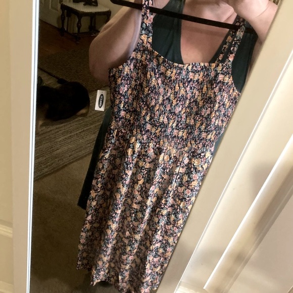 Old Navy Summer Dress - Picture 4 of 5